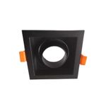 C27600039-1-