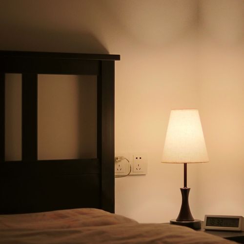 AMPOLLETA E27 FILAMENTO LED MINI GLOBO 4W LUZ CÁLIDA