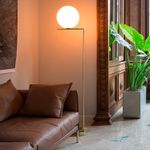 C28300048-2-