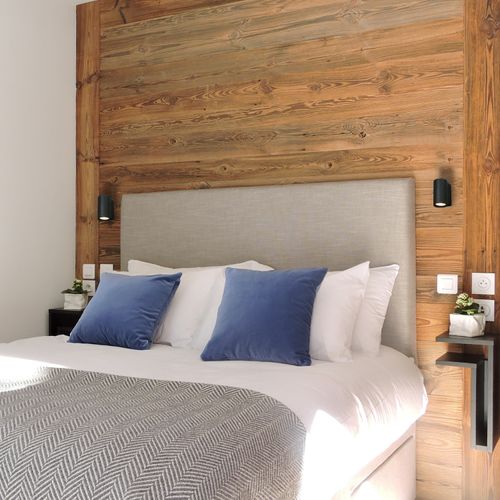 APLIQUÉ MURO LED STUDIO SIMPLE 4.7W LUZ CÁLIDA