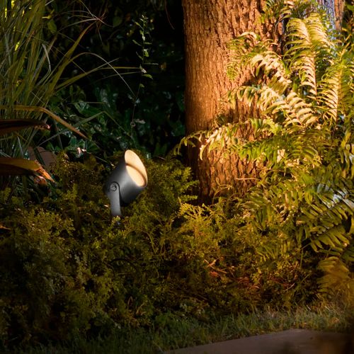 FOCO ESTACA PHILIPS HUE LILY XL 15W LUZ CÁLIDA A FRÍA Y RGB IP65