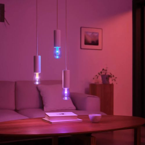 AMPOLLETA INTELIGENTE E27 PHILIPS HUE EDISON ST72 6.8W LUZ CÁLIDA A LUZ FRÍA Y RGB