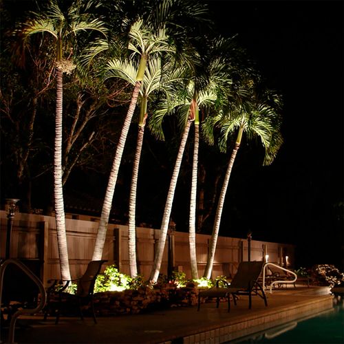 FOCO ESTACA / APLIQUÉ LED STUDIO 20W LUZ CÁLIDA IP67